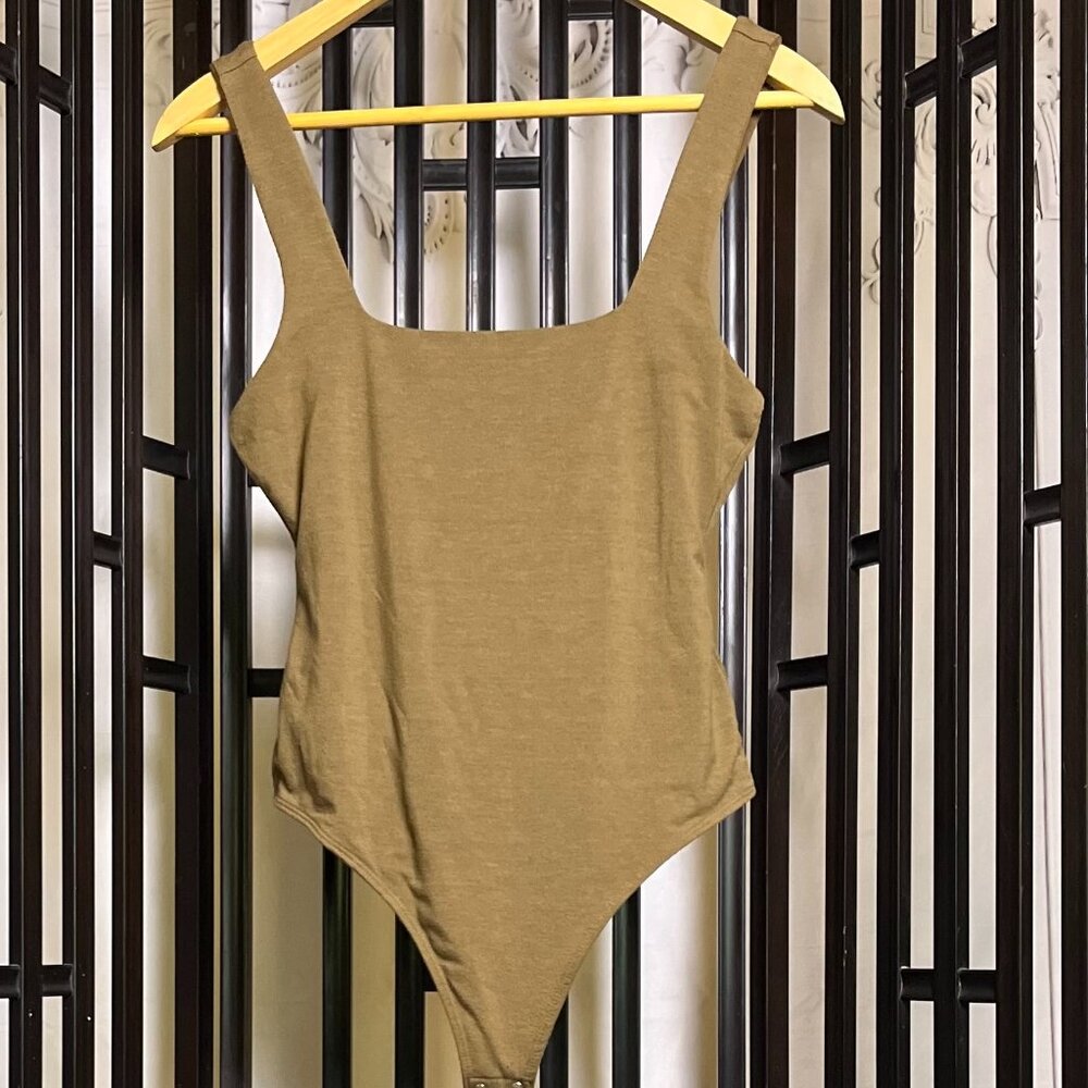 Good American Bodysuit, Size 2, Brown/Tan